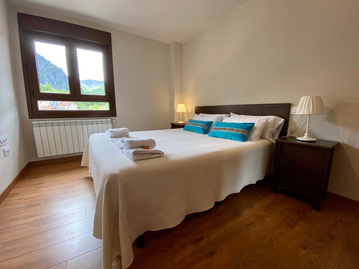 Hotel La Cuna Del Sella Oseja de Sajambre Dış mekan fotoğraf