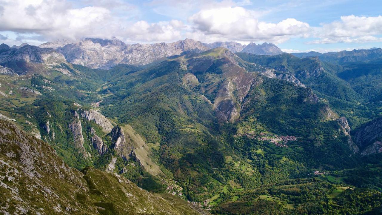 Hotel La Cuna Del Sella Oseja de Sajambre Dış mekan fotoğraf