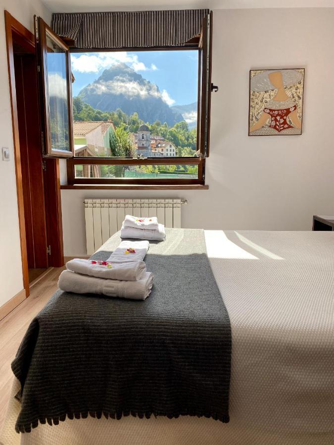 Hotel La Cuna Del Sella Oseja de Sajambre Dış mekan fotoğraf